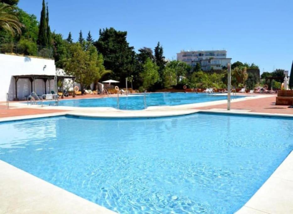 דירות טורמולינוס Duquesa, Vistas Panoramicas Al Mar מראה חיצוני תמונה
